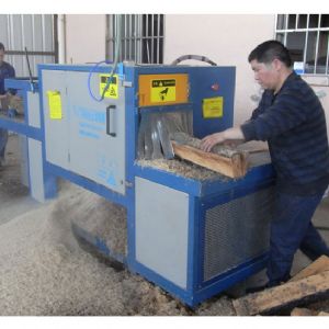 四川省廣元市-圓木200機加工現(xiàn)場